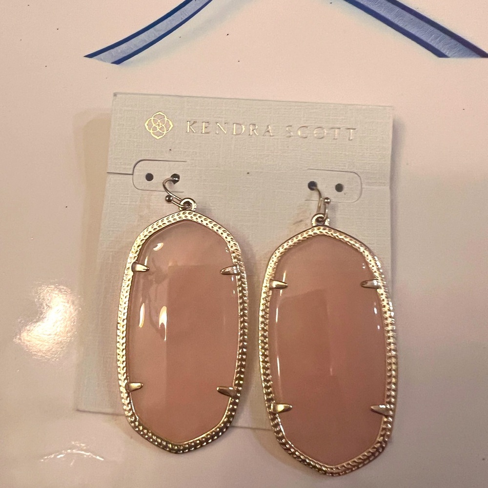 Kendra Scott Danielle earrings